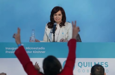 Cristina Kirchner: "El Presidente festeja un superávit fiscal que no existe porque no paga las deudas y paralizó obras"