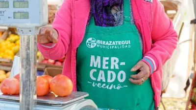 Berazategui: El "Mercado Vecino" sigue recorriendo los barrios
