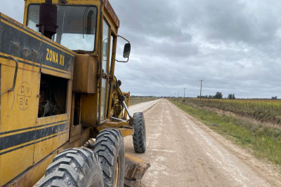 Necochea: El Emsur continúa con las tareas de mantenimiento de caminos rurales