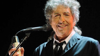 Bob Dylan versiona "Stella Blue" de Grateful Dead