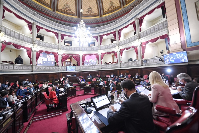 La Legislatura bonaerense aprobó los pliegos para los cargos en la Defensoría del Pueblo