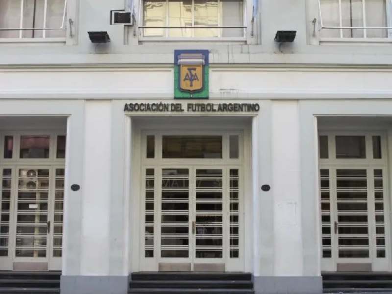 AFA suspendió los partidos de este viernes tras el ataque a Cristina Kirchner