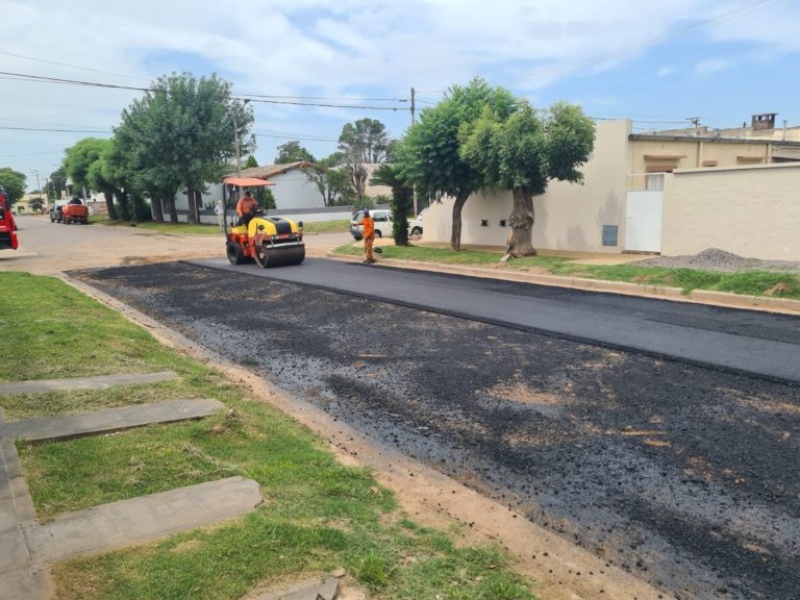 Chivilcoy: Avanza la obra de pavimento en la localidad de Moquehuá