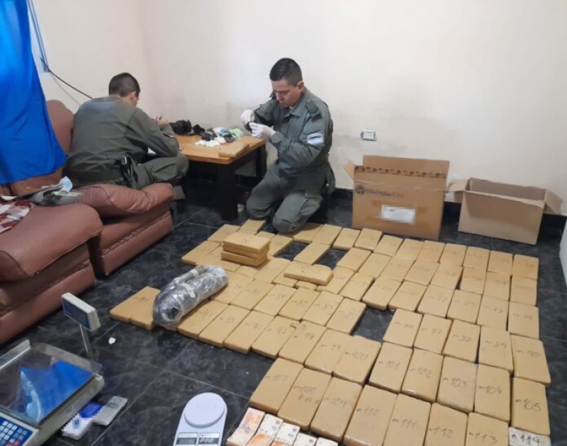 General Rodríguez: Secuestran 122 kilos de marihuana y un kilo de cocaína en tres allanamientos