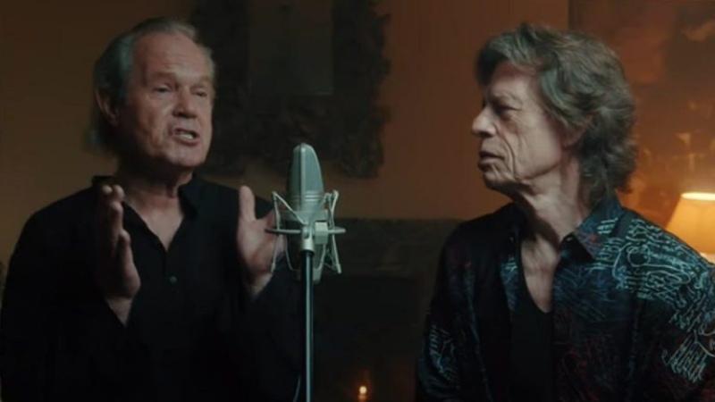 Mick Jagger se unió a su hermano Chris en «Anyone Seen My Heart»