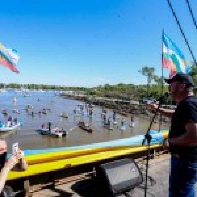 El Intendente de Ensenada inauguró la obra del dragado del canal del Río Santiago