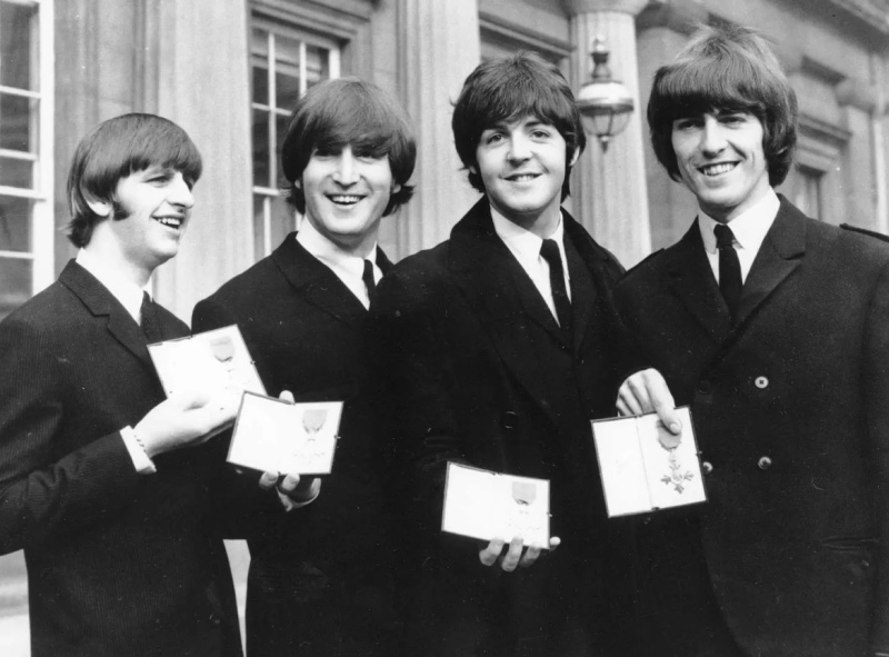 Paul McCartney y Ringo Starr recordaron a George Harrison a 20 años de su muerte