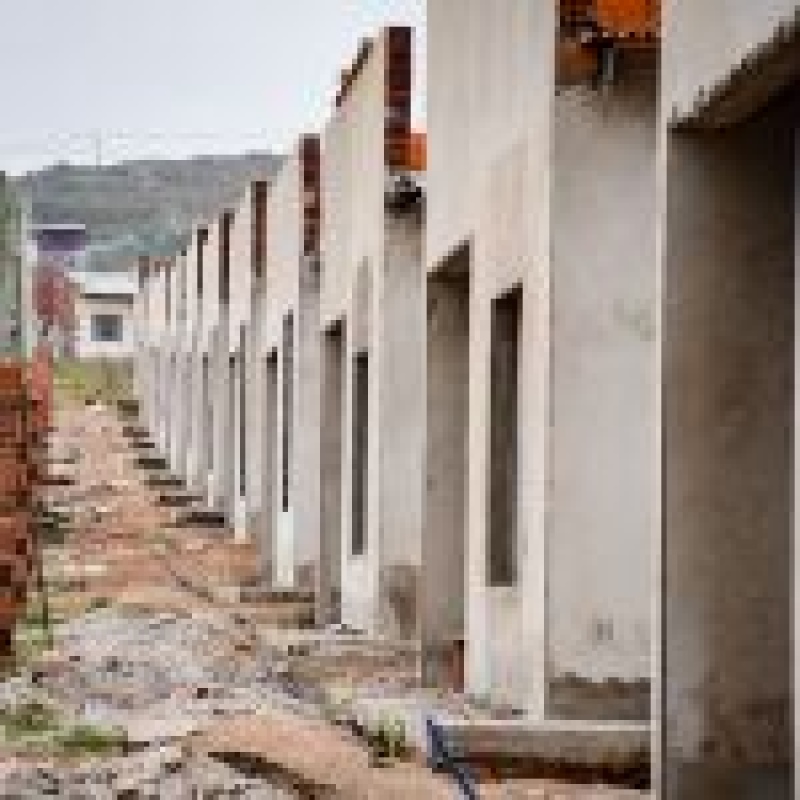 Tandil: Municipales aguardan anticipo financiero para reactivar construcción de las viviendas