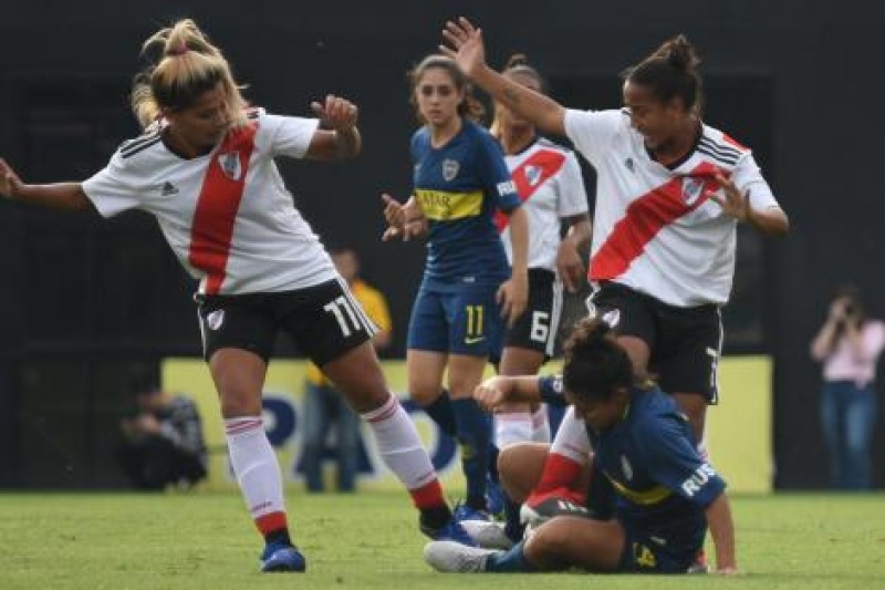 El Superclásico femenino entre Boca y River se jugará en La Bombonera