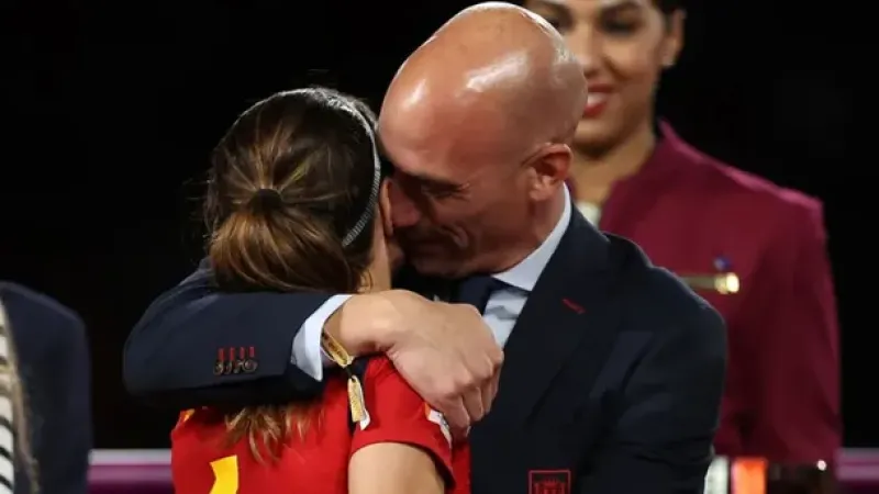 El presidente de España fue tajante con Luis Rubiales tras el beso a Jenni Hermoso