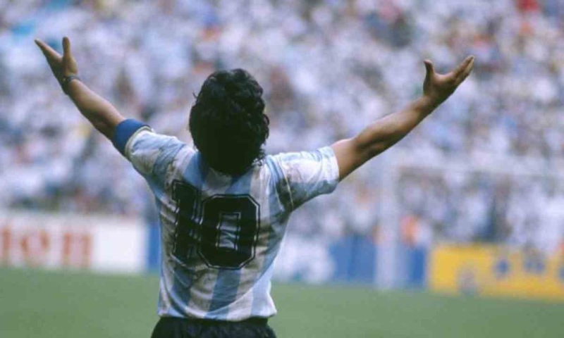 Maradona cumpliría hoy 63 años: así lo recordaron en las redes sociales