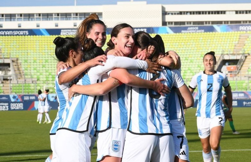 La Selección Argentina femenina goleó a Bolivia y se acomodó en el grupo
