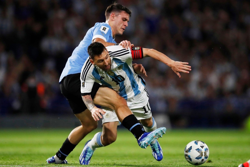 Messi, de la autocrítica al enojo con los jugadores de Uruguay: "Tienen que aprender a respetar"