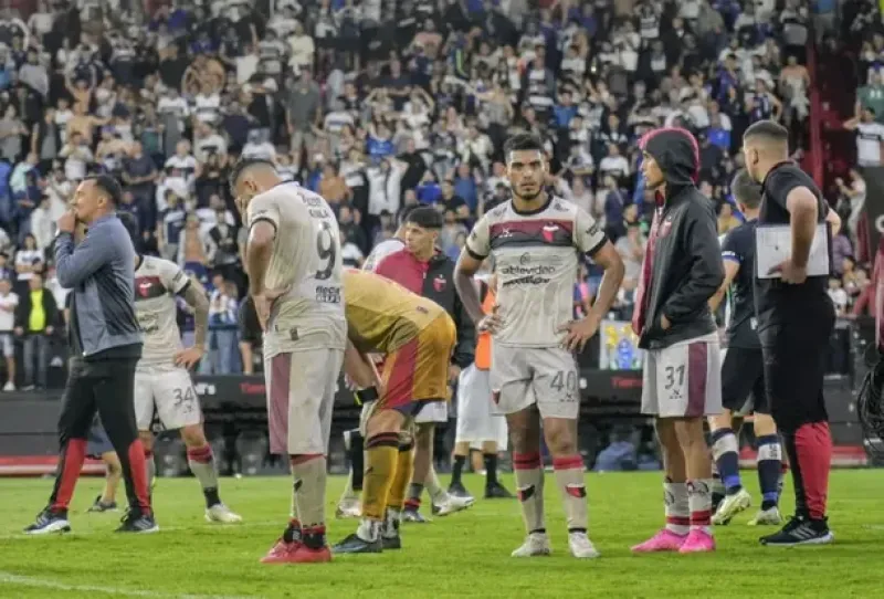 Descenso confirmado: Colón jugará la próxima temporada en la Primera B Nacional