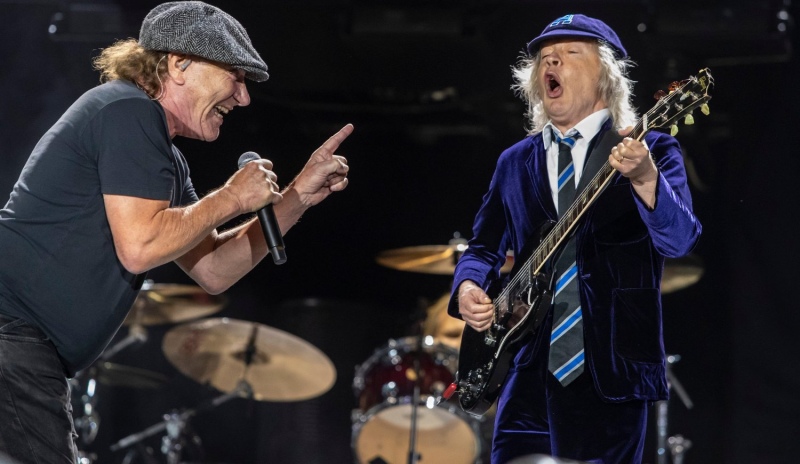AC/DC prepara su gira por el aniversario número 50 de la banda